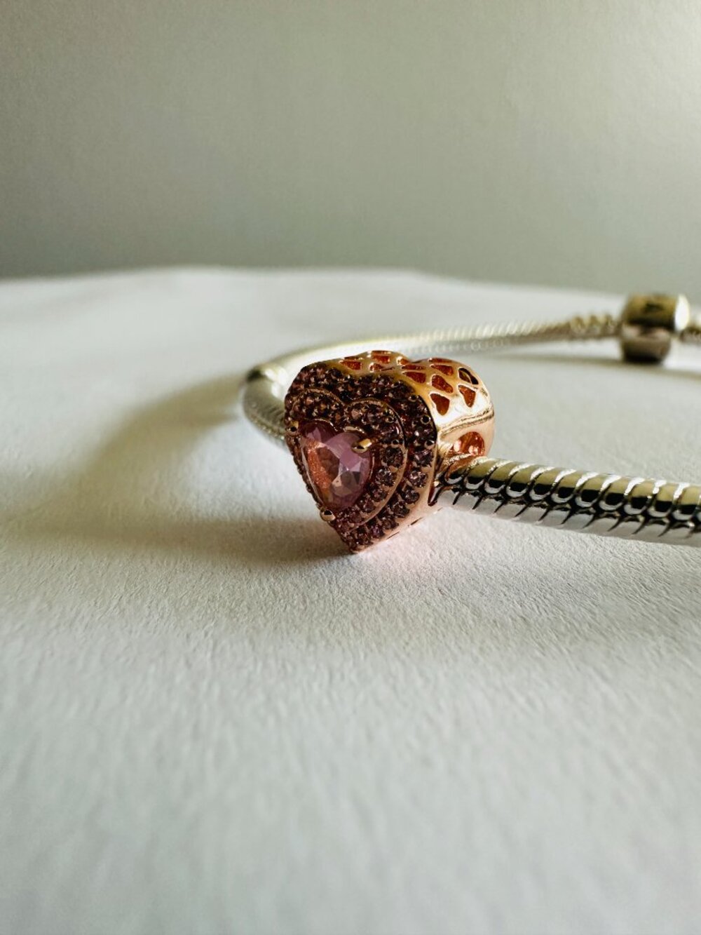 NEW Authentic Pandora Sparkling Levelled Heart Charm Rose Gold 789218C01 - Picture 4 of 5